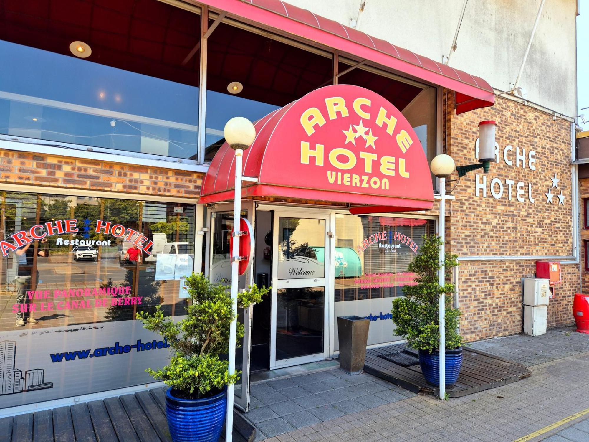 Arche Hotel Виерзон Екстериор снимка
