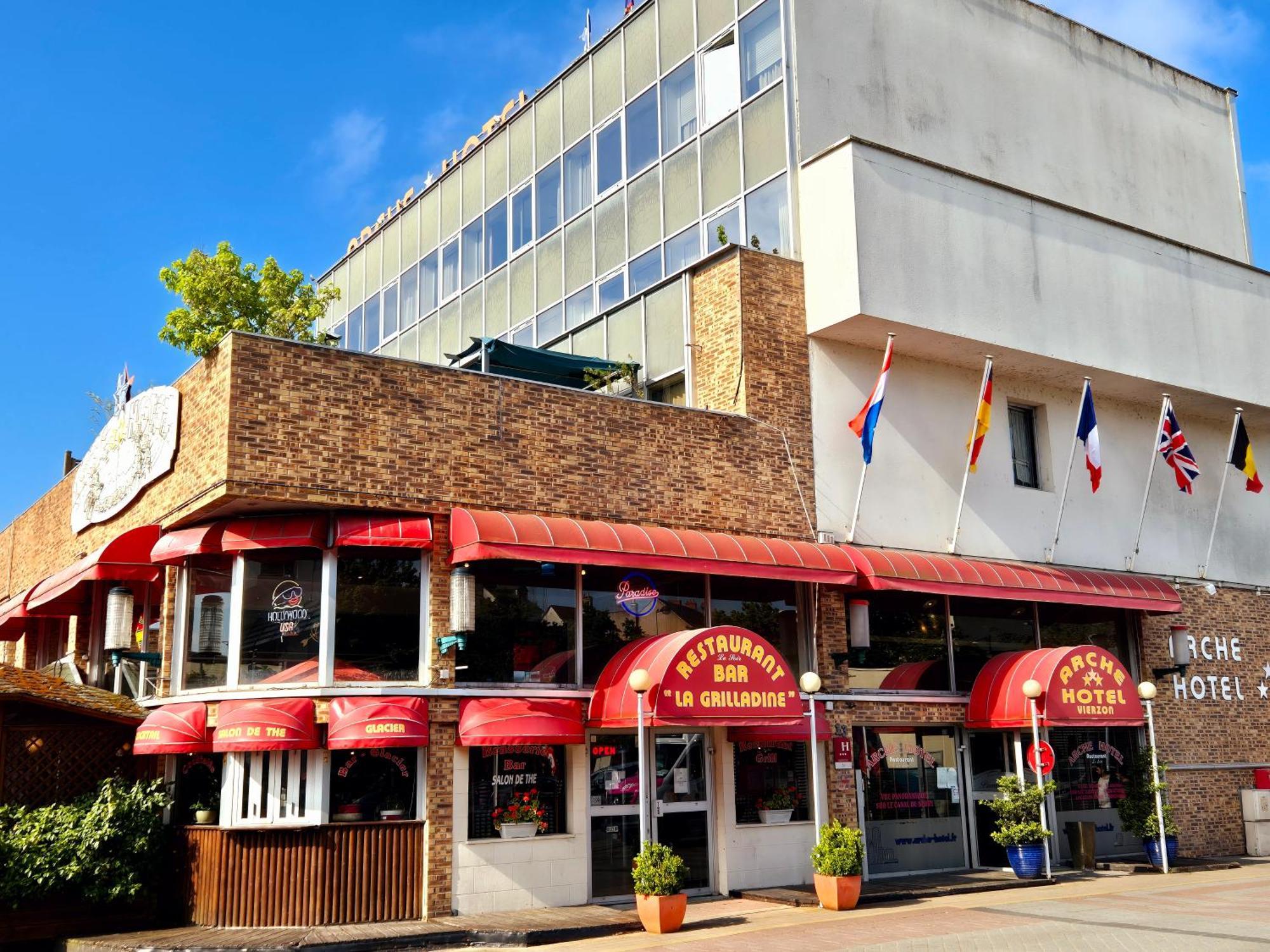 Arche Hotel Виерзон Екстериор снимка